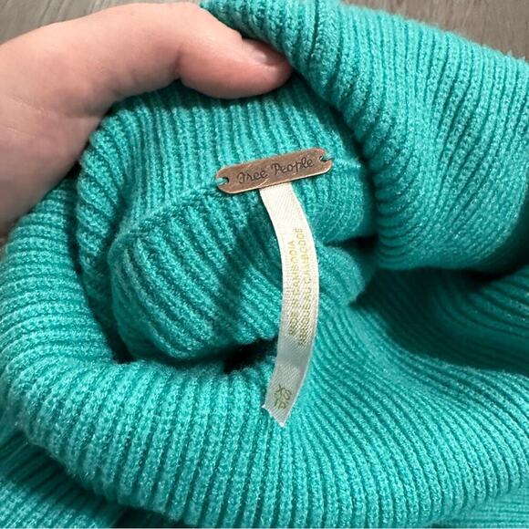 Free People Oasis Blue Softly Structured Knit Tunic Turtleneck Sweater Size XS - Picture 6 of 10